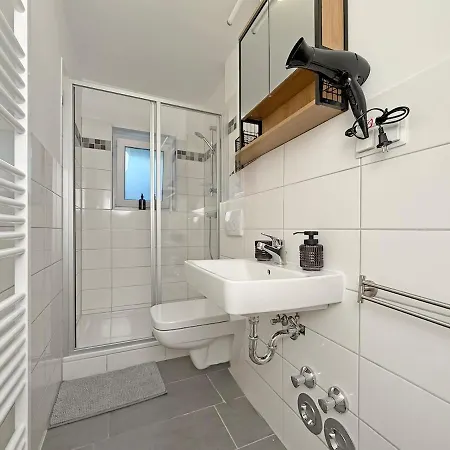 公寓 Cozy And Centrally Located In List 2 Beds And Kitchen